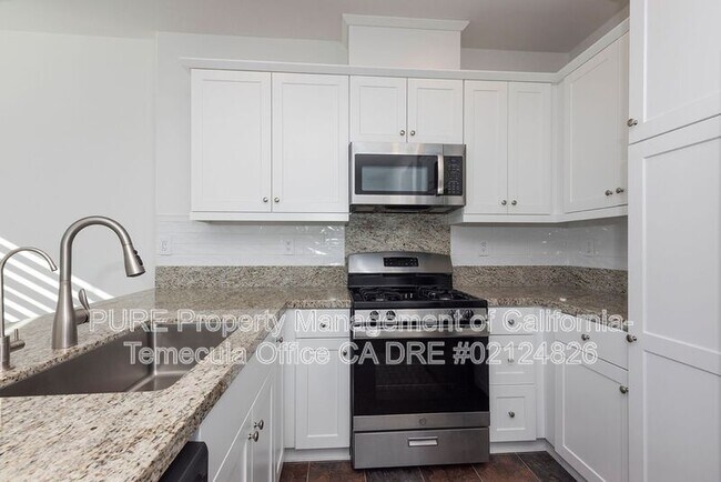 Building Photo - 34495 Agave Dr