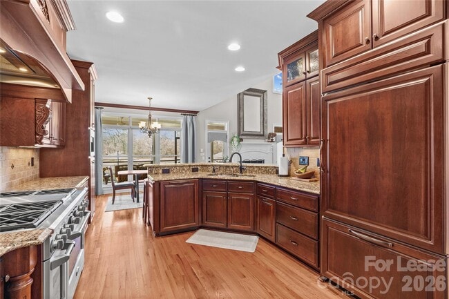 Building Photo - 13718 Robert Walker Dr