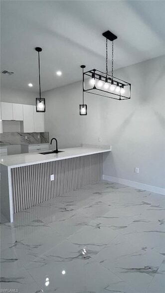 Building Photo - 1009 NE 15th Ln