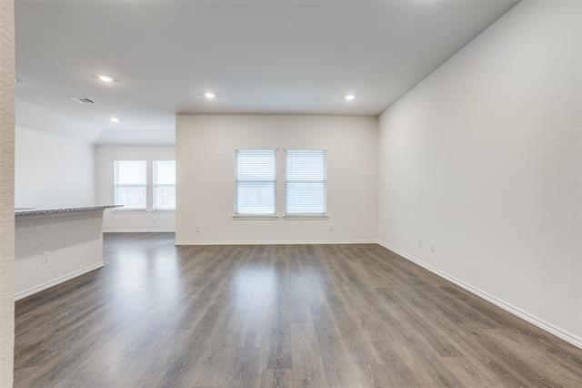 Building Photo - 309 Patina St