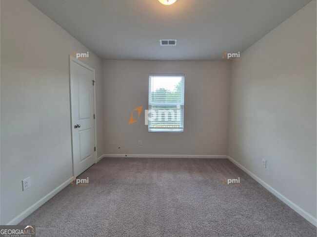Building Photo - 712 Maddux Dr