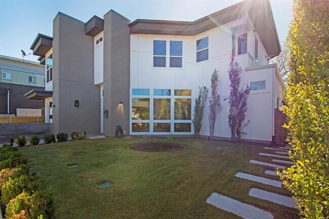 Building Photo - 1905 Alegria Rd