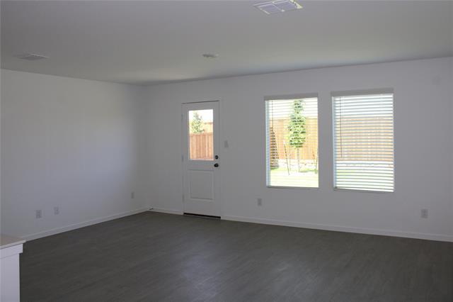 Building Photo - 3257 Kiso Pkwy