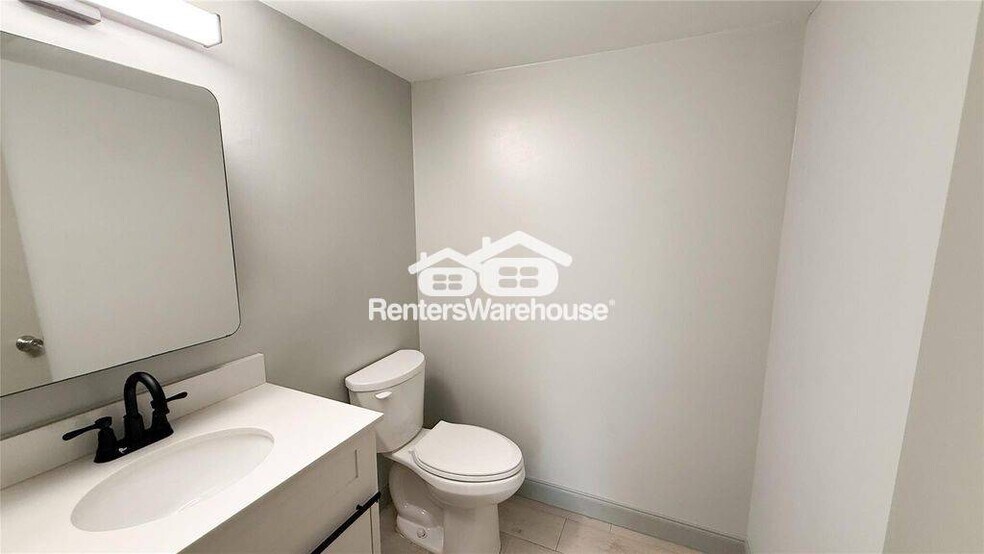 Building Photo - 2226 Triway Ln