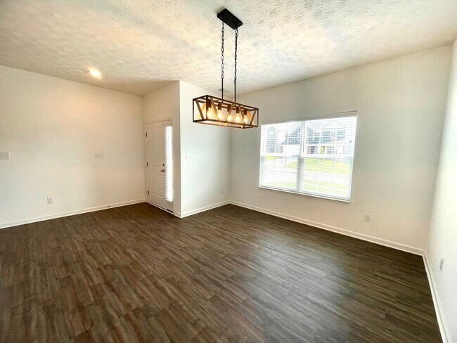 Building Photo - Gorgeous New Construction Home!