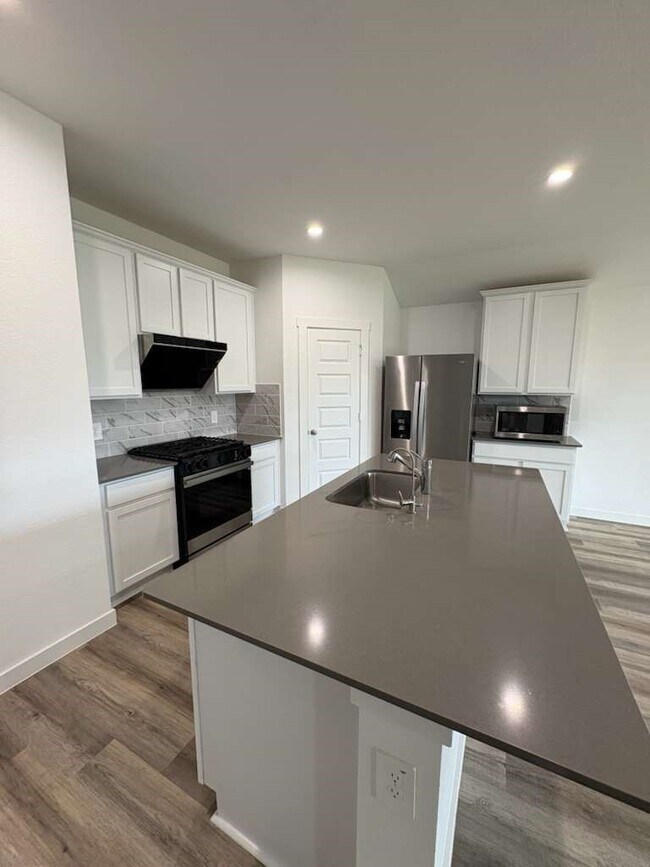 Building Photo - 3231 Langley Bnd Ln