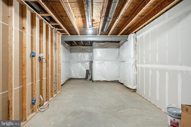 Building Photo - 720 Sun Valley Ct