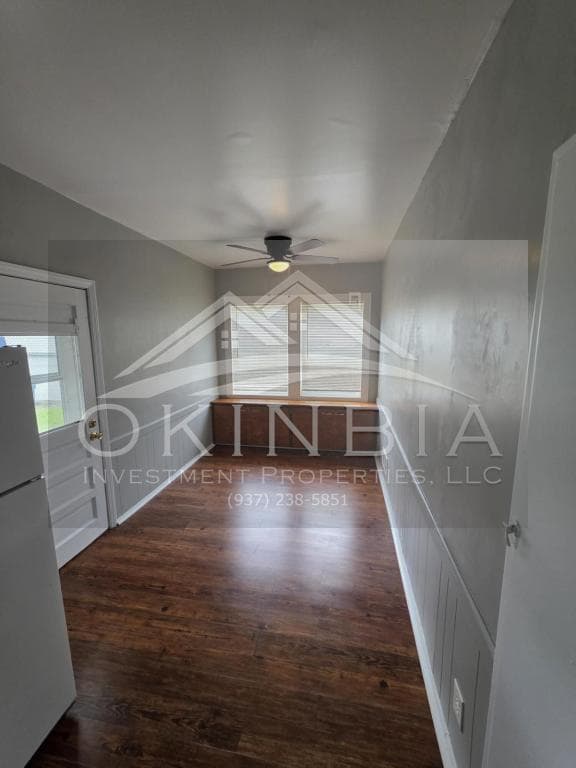 Building Photo - 216 Knecht Dr