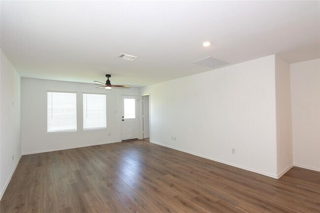 Building Photo - 548 Rancho Del Cielo Lp
