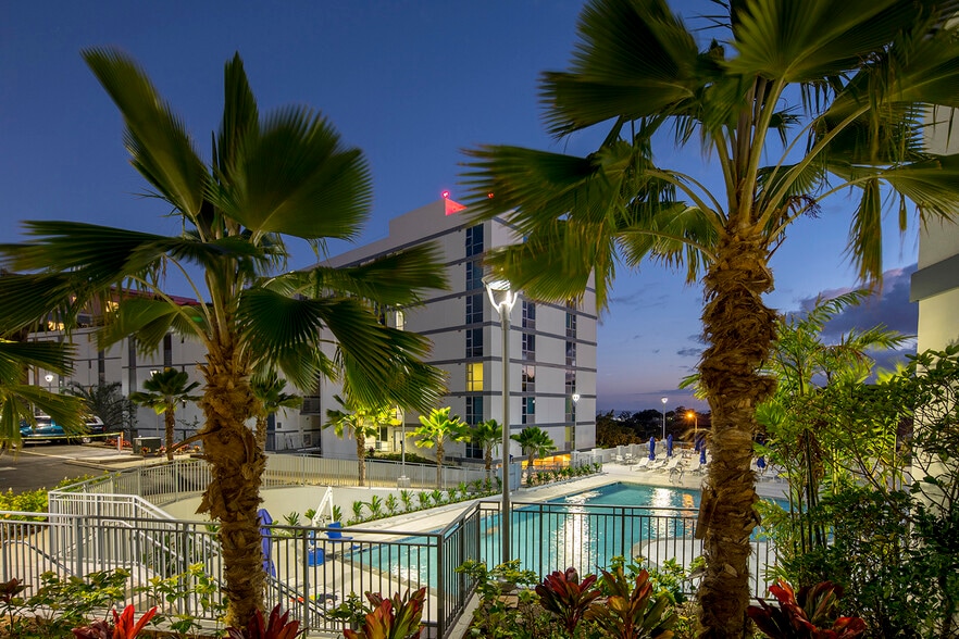 Moanalua Hillside Apartments 1221 Ala Kapuna St Honolulu HI 96819