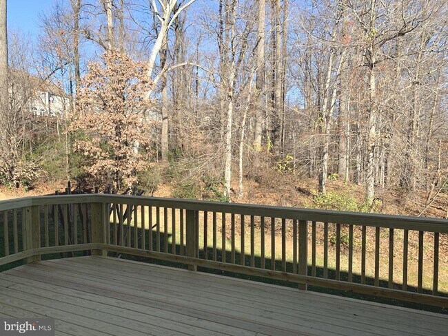 Building Photo - 3384 Governors Crest Ct
