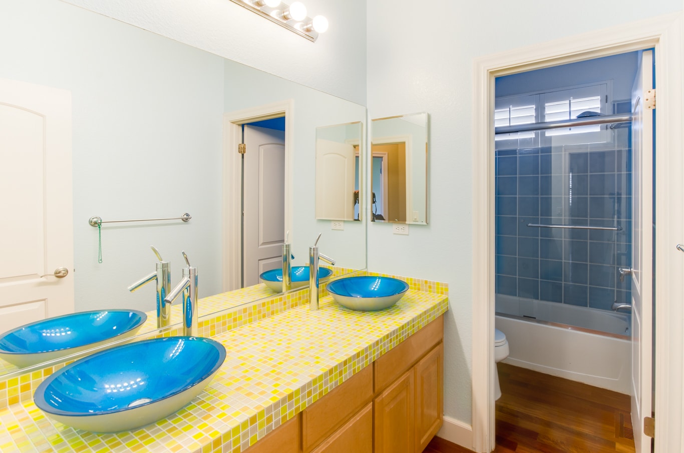 Building Photo - 55 Golden Aster Ct