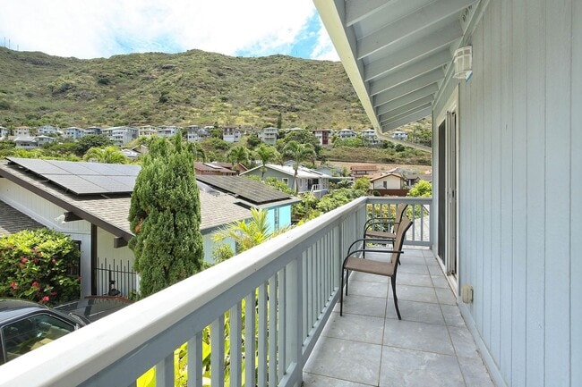 Building Photo - 1298 Lunalilo Home Rd