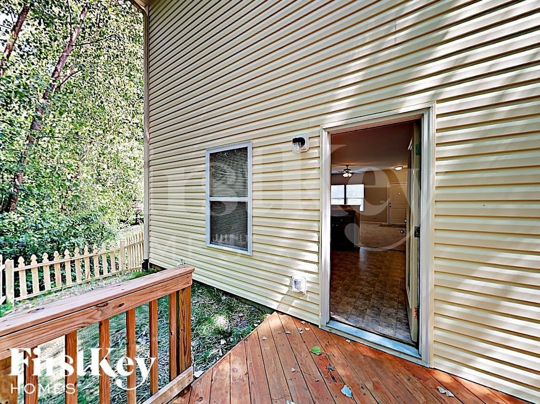 Building Photo - 11217 Deer Stand Ct