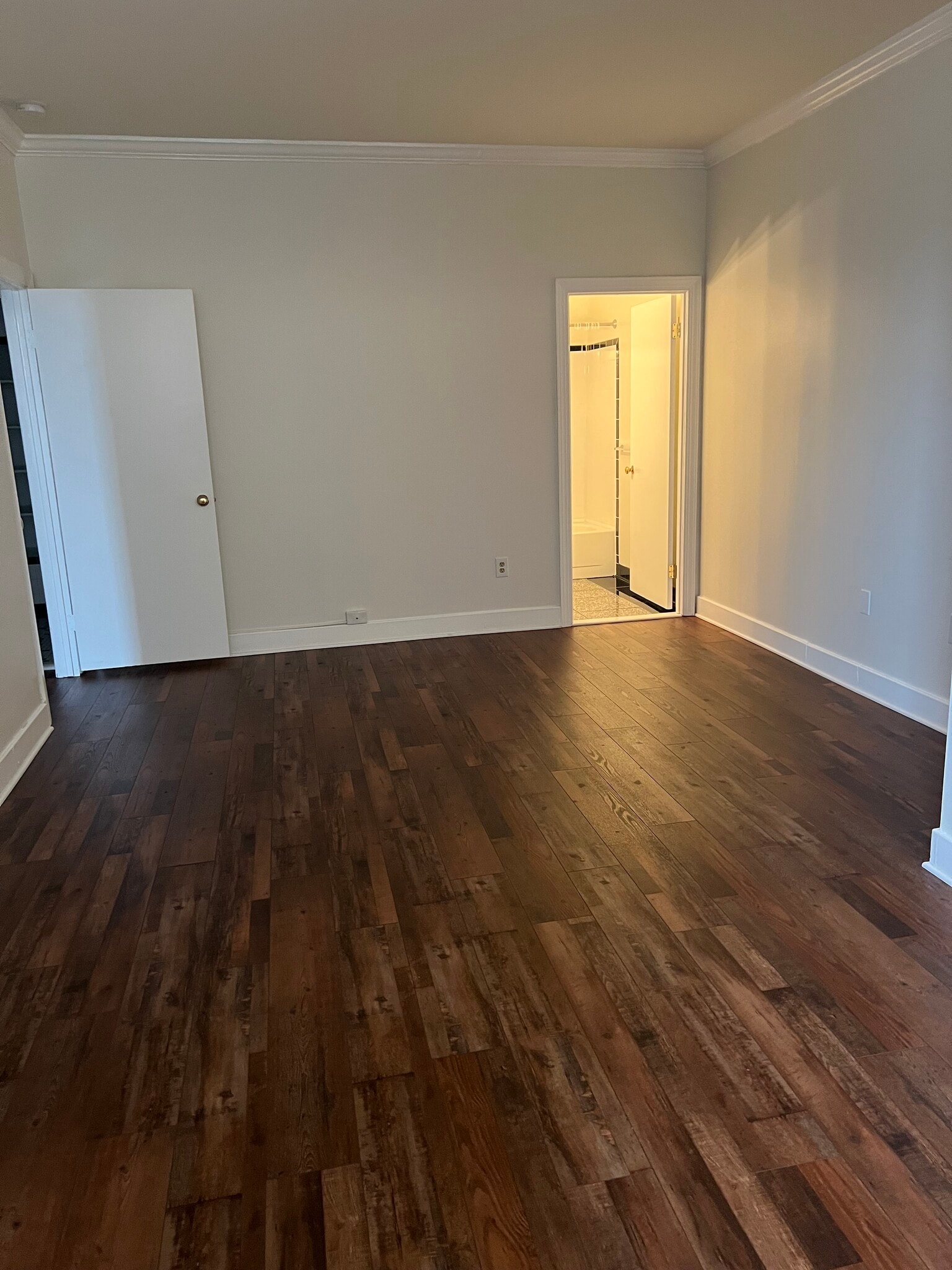 Living Room - 1 E Chase St