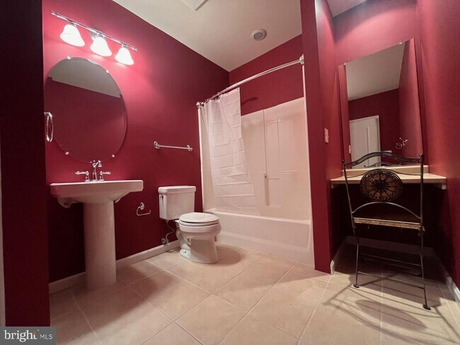 Building Photo - 15405 Stacys Ridge Ct