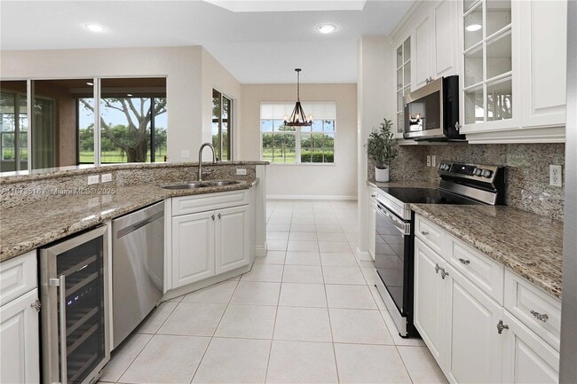 Building Photo - 7955 NW 128th Ln