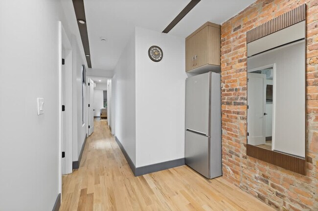 Building Photo - 115 Franklin St