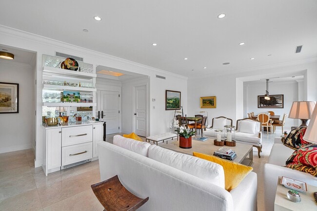 Building Photo - 150 Bradley Pl