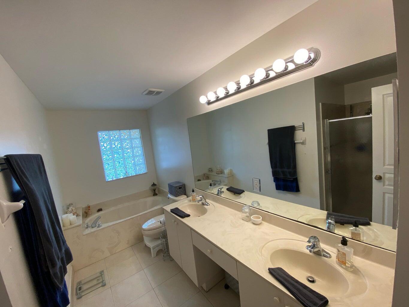 Building Photo - 5308 Moon Shadow Ln