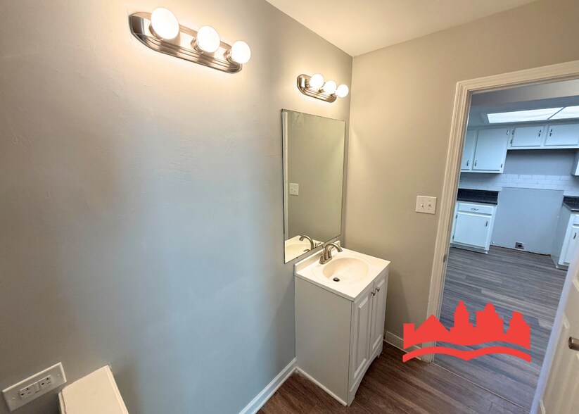 Building Photo - 3708 Deer Crossing