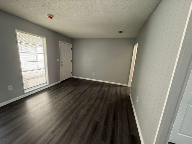 Building Photo - Mulberry Terrace Apartments