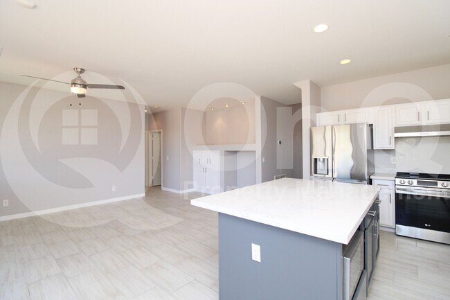 Building Photo - 3834 E Cavalry Ct
