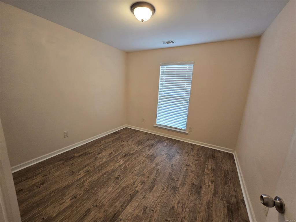 Building Photo - 456 Buena Vista Wy