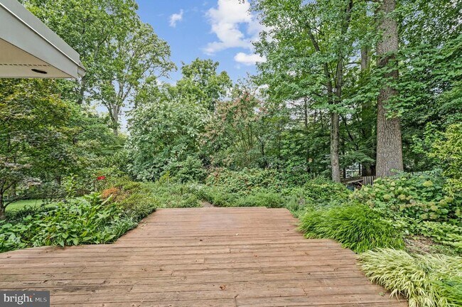 Building Photo - 6534 Jay Miller Dr
