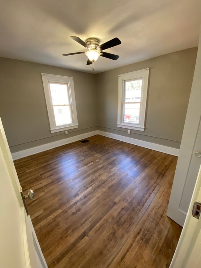 Building Photo - 1806-1812 4th St