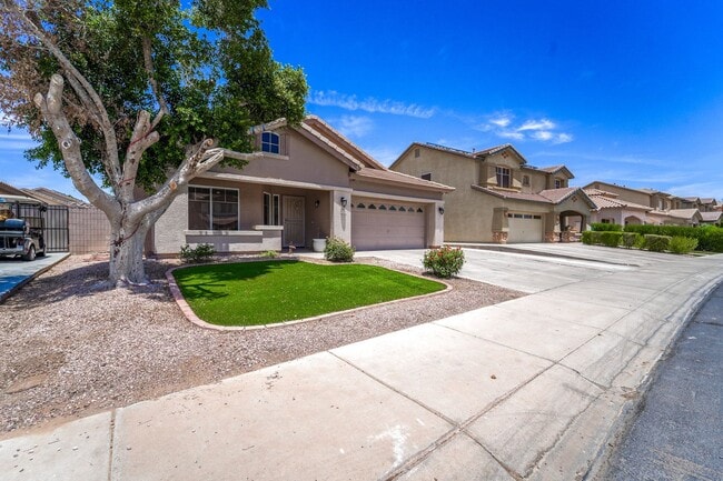 Building Photo - Your Goodyear Retreat Awaits – Updated 4BR...