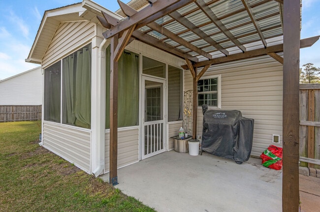 Building Photo - 110 Evergreen Frst Dr