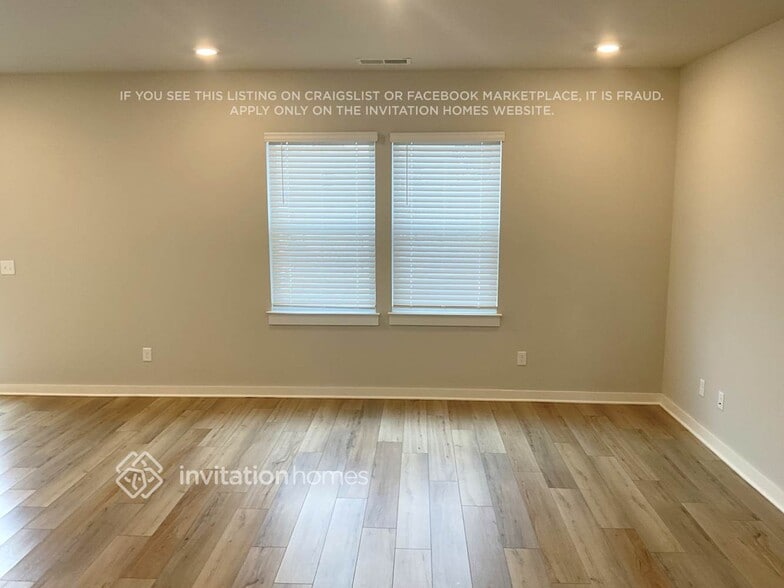 Building Photo - 1029 Baltusrol Ln