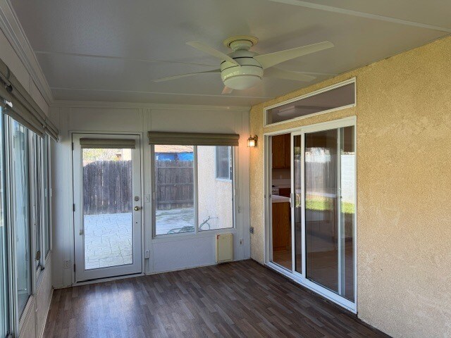 Building Photo - 2829 Hawkins Ln