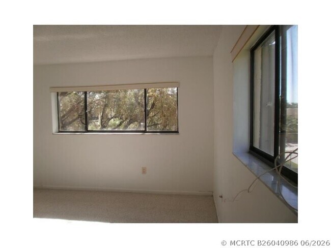 Building Photo - 8015 SW 107th Ave