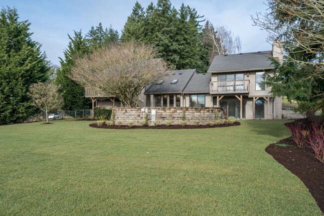 Building Photo - Escape to the Country, Spacious Contempora...