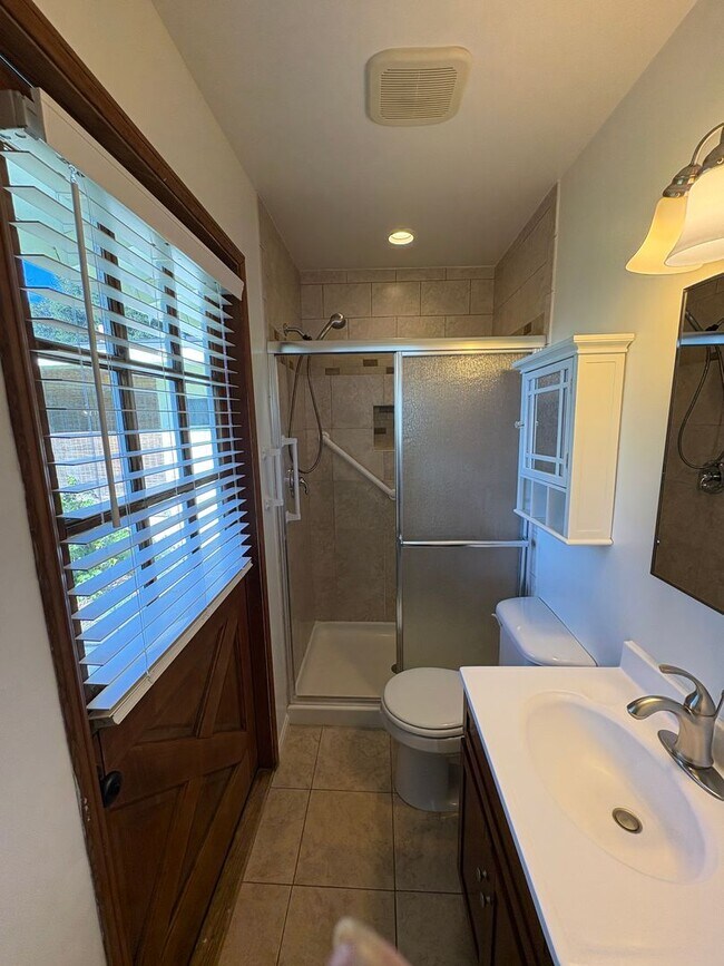 Building Photo - FOR LEASE: 3 Bed / 3 Bath + Family Room Home – Ojai, CA