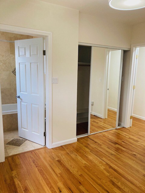 Building Photo - 8912 Rangely Ave