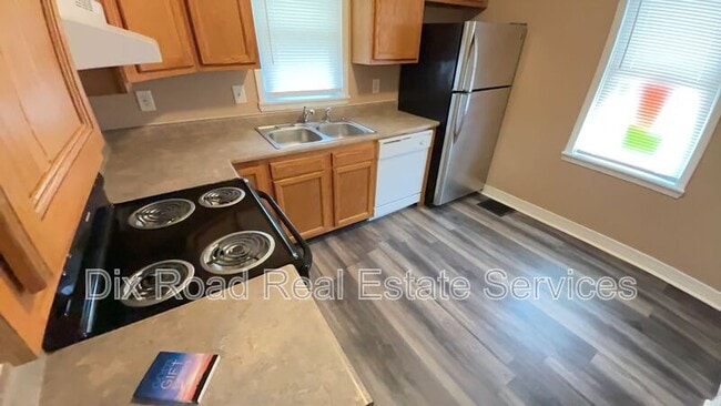 Building Photo - 2660 Tylersville Rd