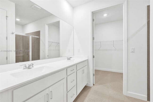 Building Photo - 3766 Harborside Ave