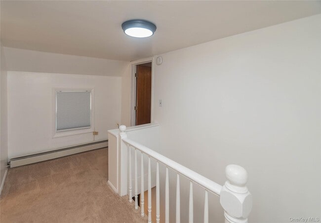 Building Photo - 30 Tobins Ln