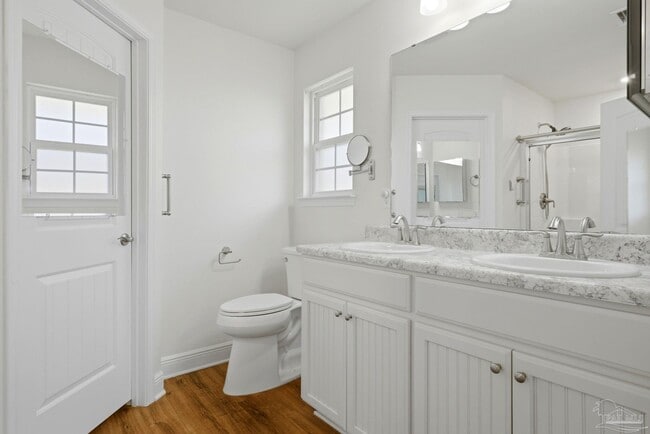 Building Photo - 12264 Pinfish Rd