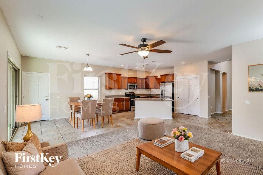 Building Photo - 10721 E Sanctuary Ridge Ln