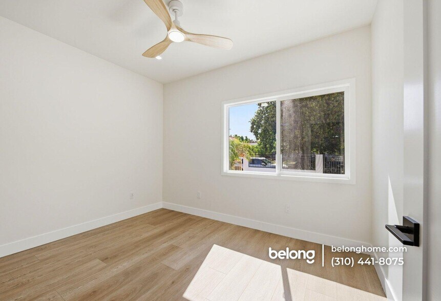 Building Photo - 7949 Atoll Ave