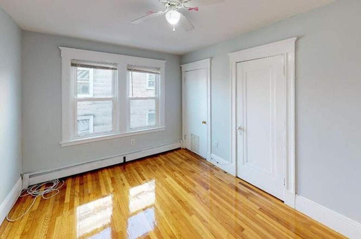 Bedroom #1 - 121 Johnson St