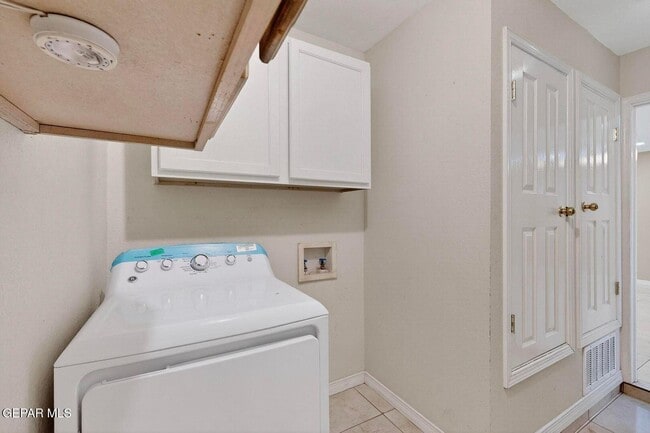 Building Photo - 6221 Patria St