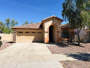 Building Photo - Beautiful Goodyear Home in Centerra – Spacious, Stylish & Move-In Ready!