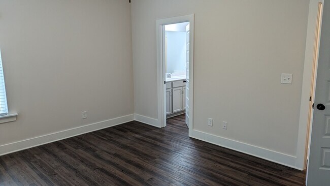 Building Photo - 4056 Ashley Drive
