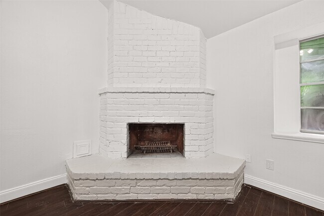 Building Photo - 7214 Addicks Clodine Rd