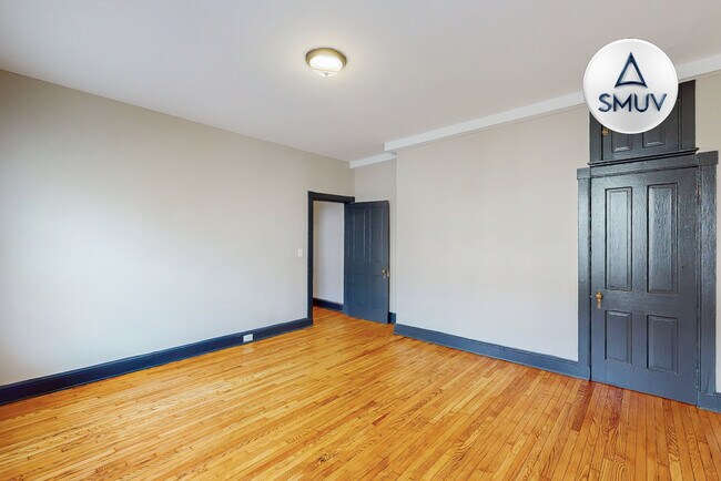 Building Photo - 24 E Madison St